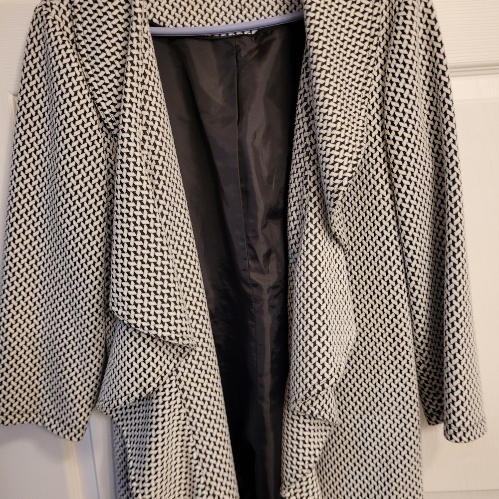 Calvin Klein Women's Black and White Waterfall Open Front Cardigan Jacket Sz. 10